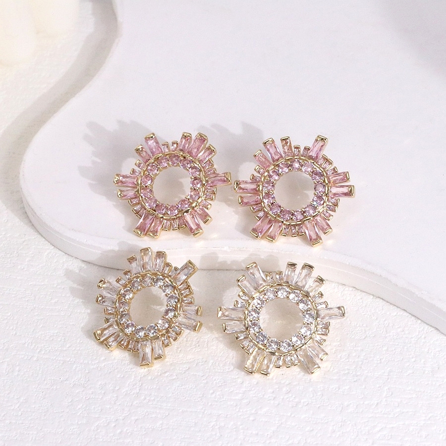 European And American Fashion Exquisite Inlaid Rhinestone Sunflower Earrings For Women, Light Luxury High-end Fashion Simple Ultra-sparkling Luxurious Korean Version Earrings