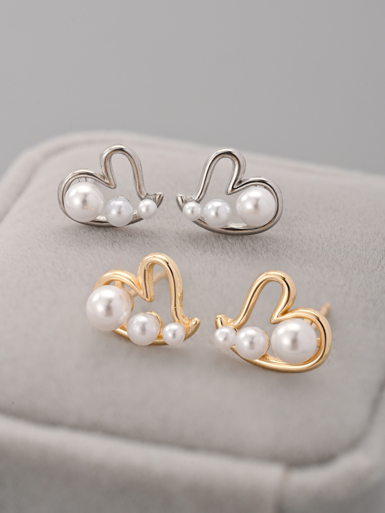 925 Sterling Silver Vintage Heart Pearl Stud Earrings Women's Trendy New Style High-End Unique Design Jewelry Accessories