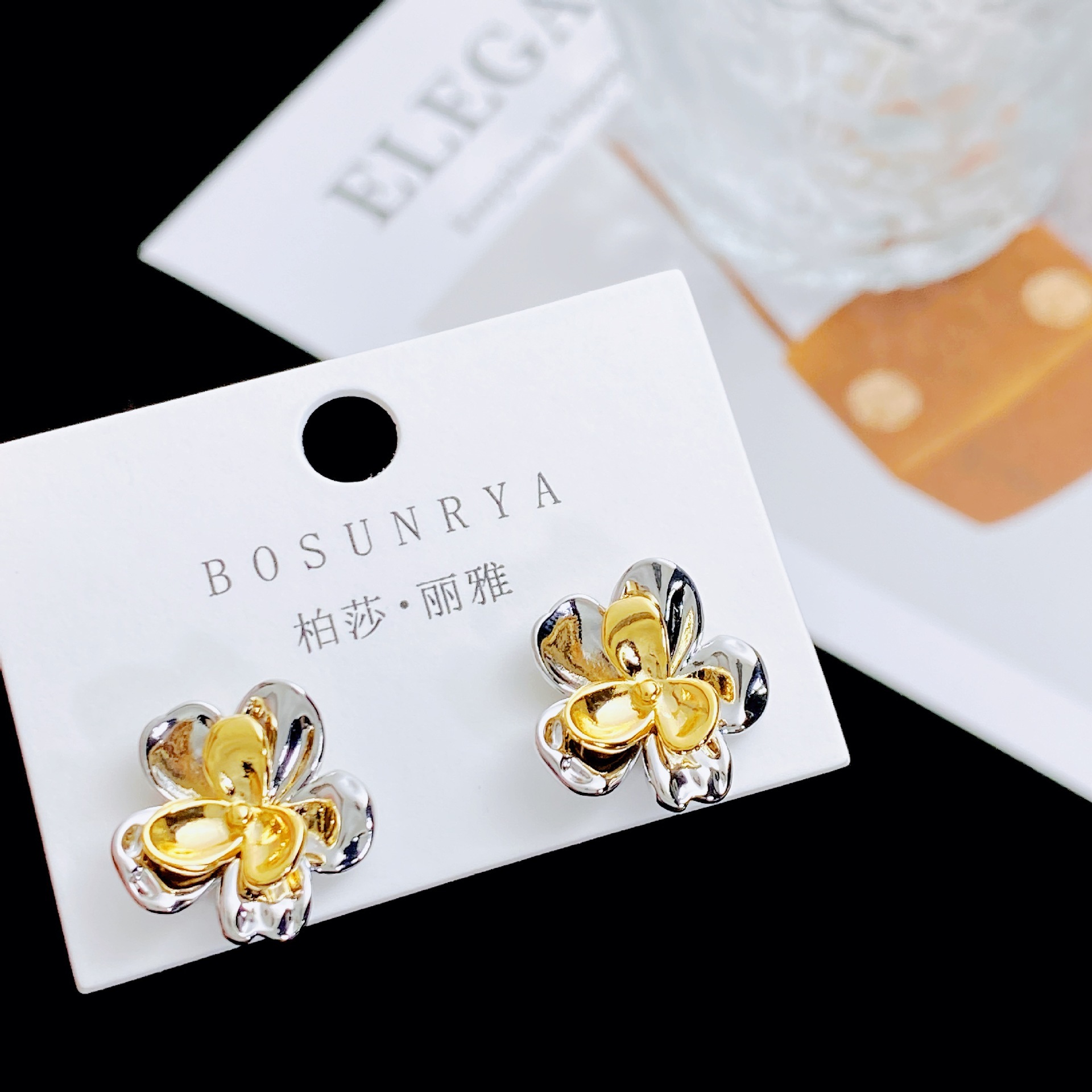 Bohemia Style Floral Ear Cuff Women S925 Silver Needle Fashion Contrast Color Simple Design Earring Bohemian Print Copper Material