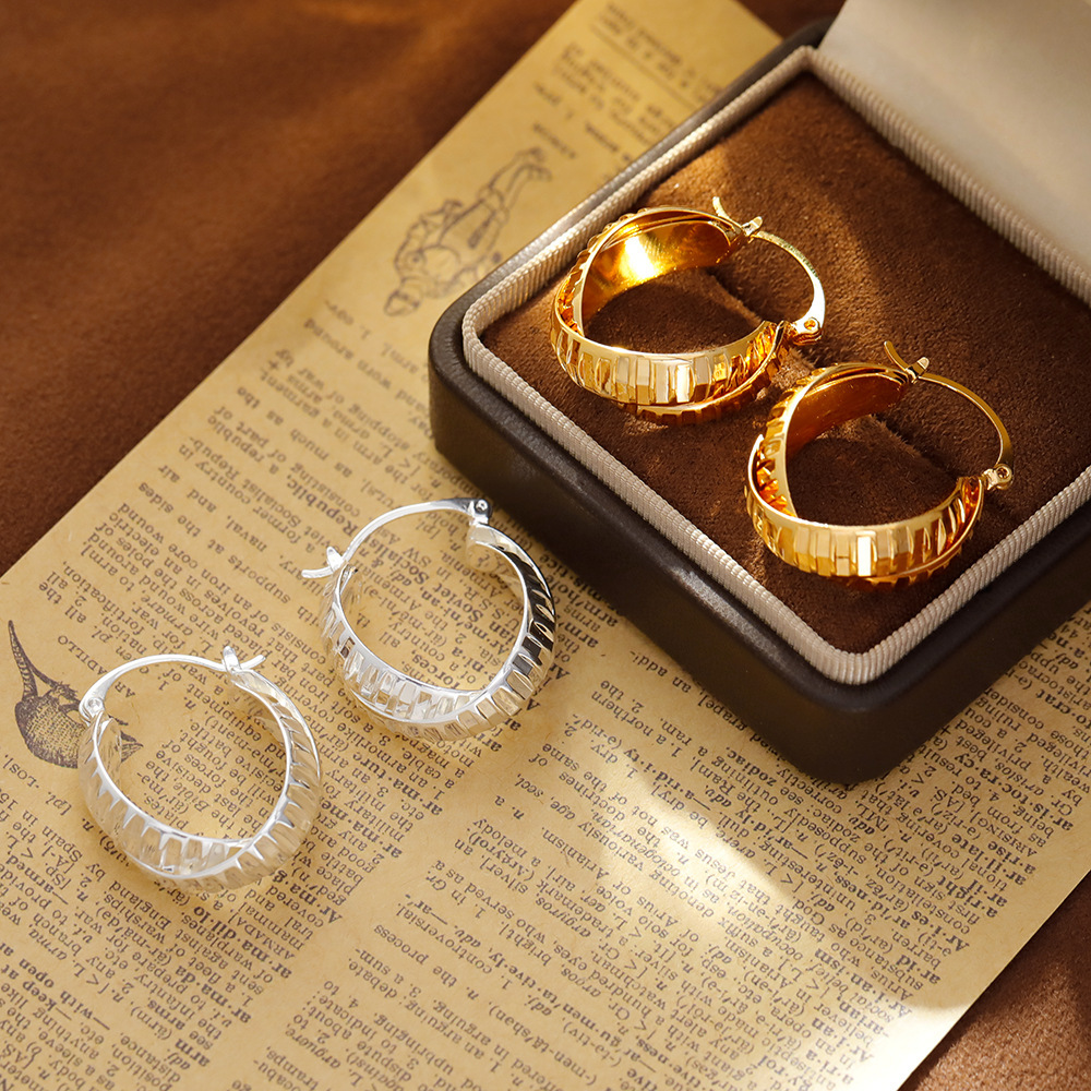 Trendy Unique Metal Hoop Earrings  Style Personality Fashion Geometric Pattern Women's Jewelry Accessories