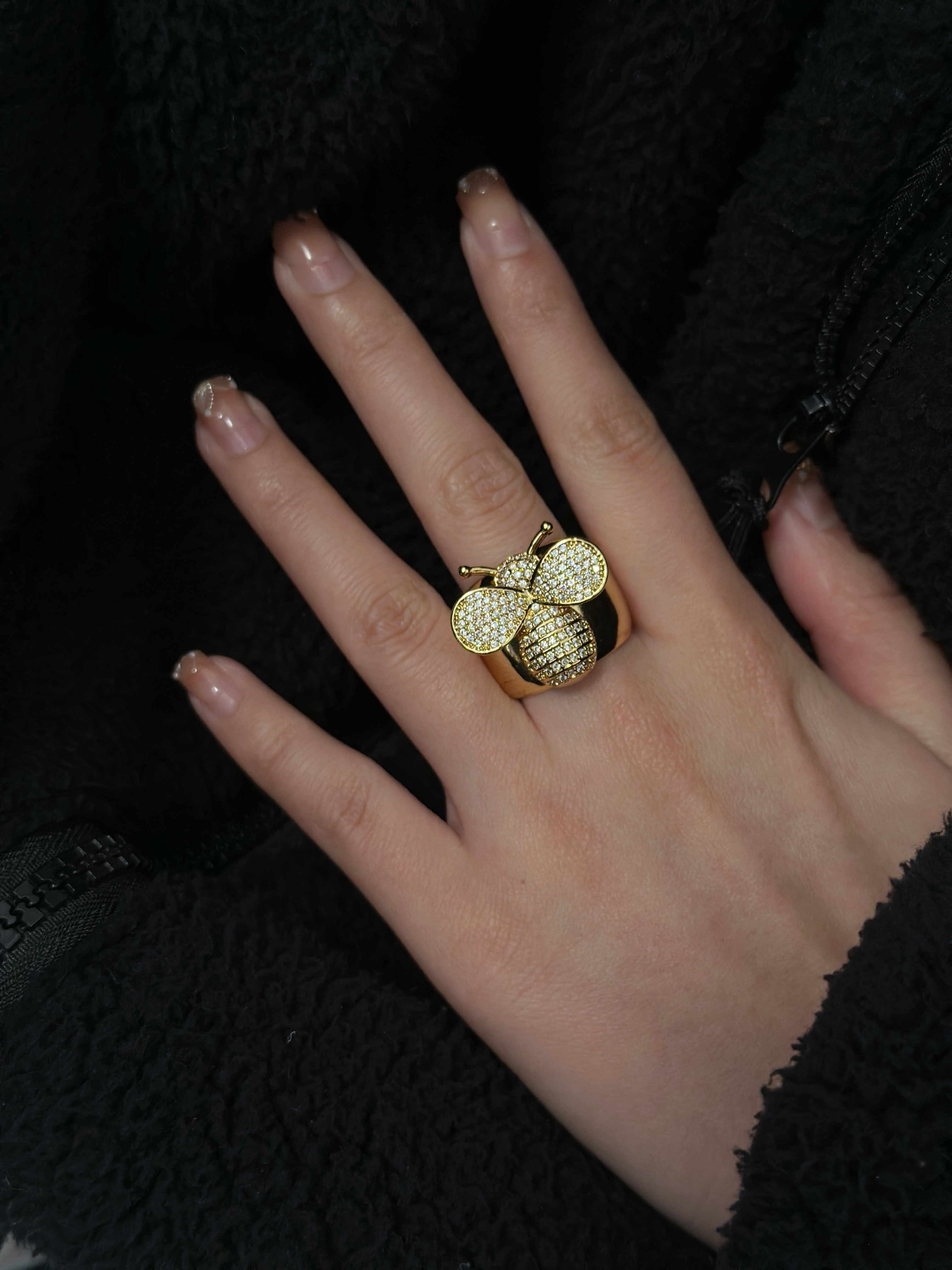 Wholesale Jewelry Elegant Retro Classic Style Bee Copper Zircon Gold Plated Open Rings