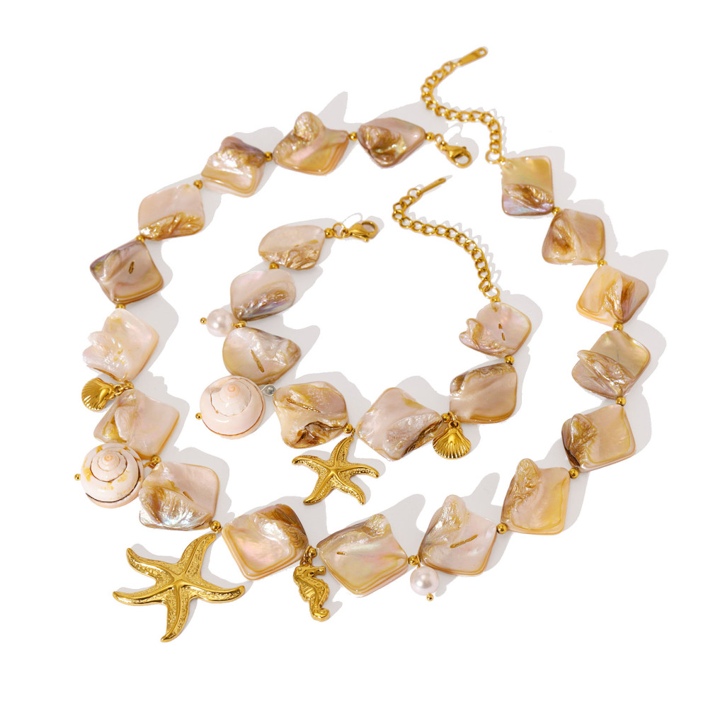 Natural Three-Dimensional Shell Texture Conch 304 Stainless Steel Vacuum Electroplated 18K Real Gold Baroque Style Multi Pendant Necklace