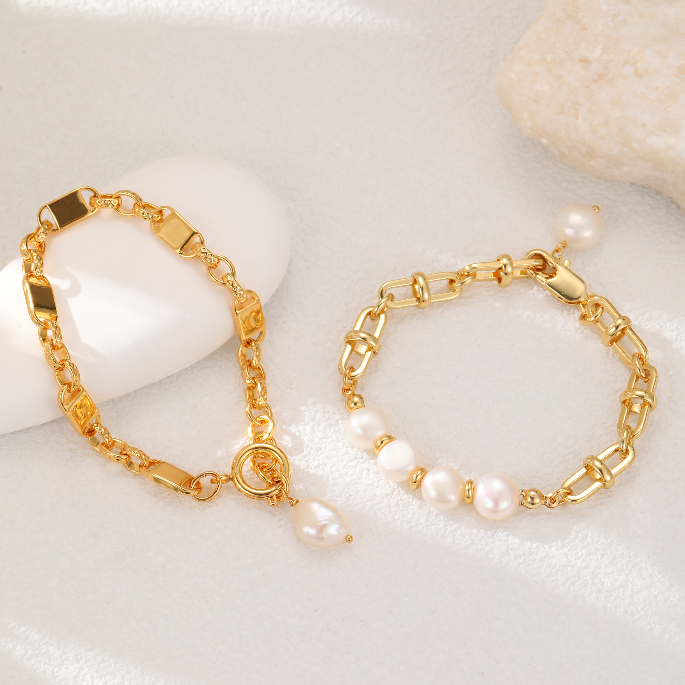 Classic Fashionable Versatile Luxury 18K Gold Plated Natural Freshwater Pearl Bracelet Geometric Pattern Copper Jewelry Accessory
