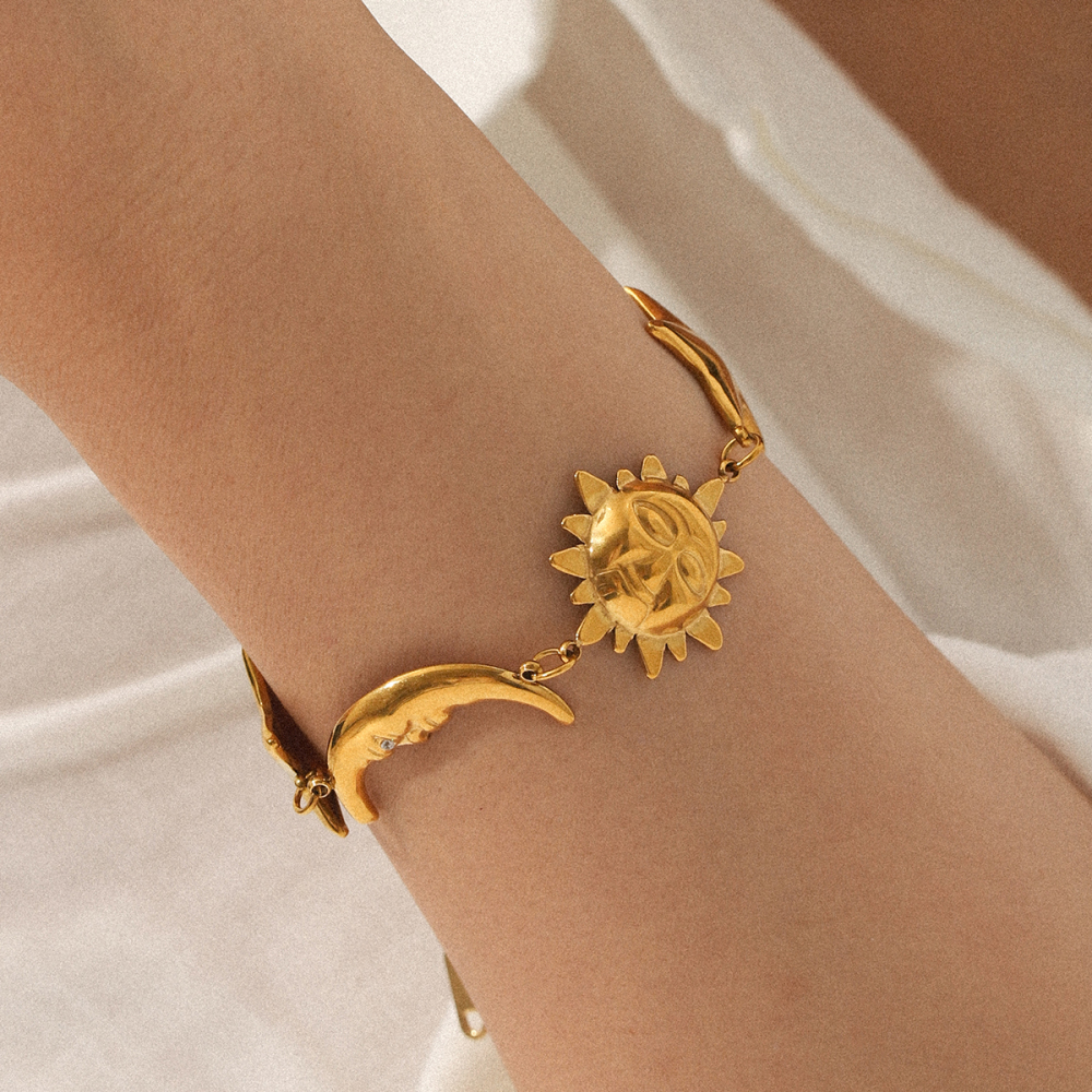 304 Stainless Steel Sun Star Moon PVD Coated 18K Real Gold Plated IG Style Casual Elegant Waterproof Non Tarnish Handmade Chain Lobster Trigger Clasp Closure Gold Bracelets
