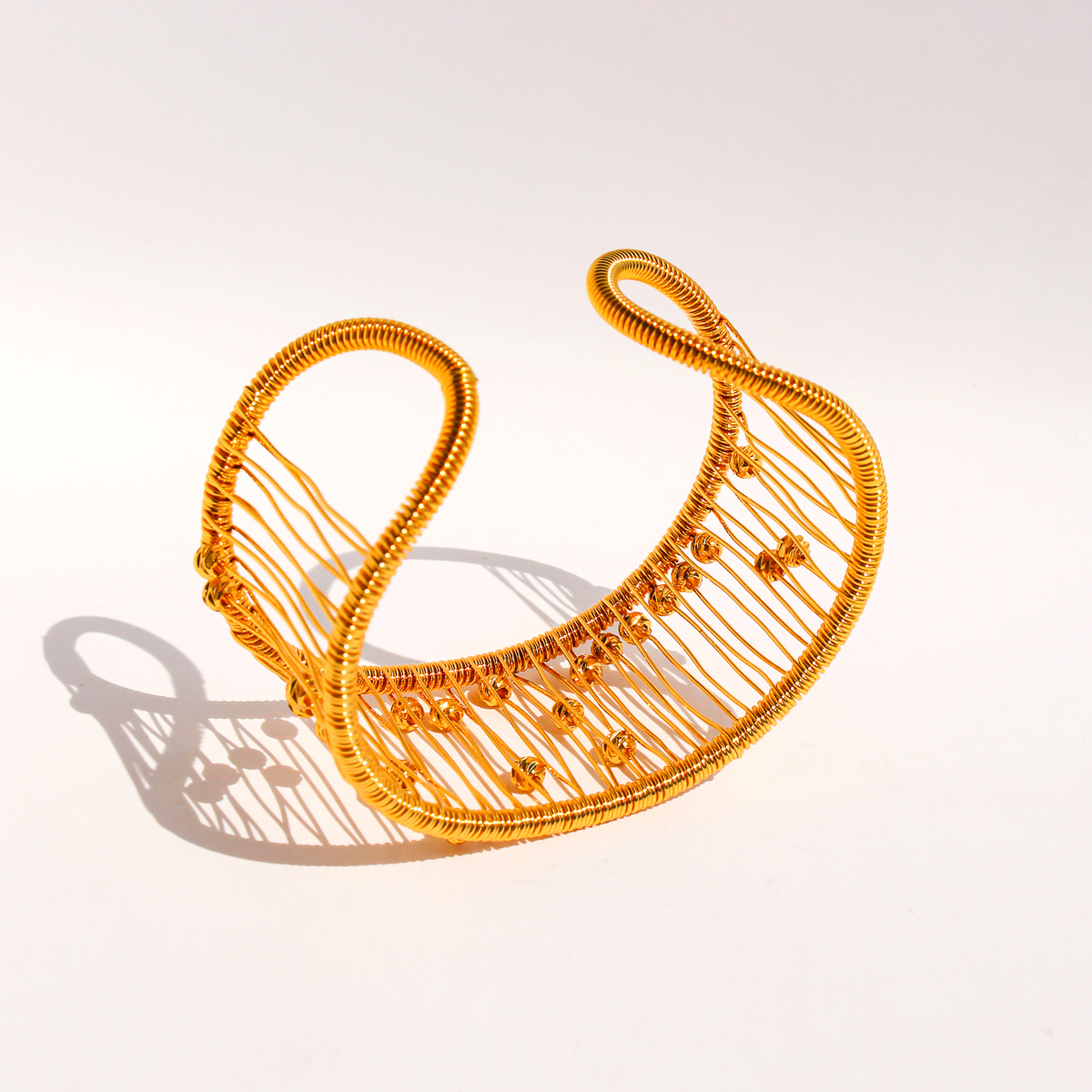 Retro Classic Style Semicircle Brass 24K Gold Plated Bangle In Bulk
