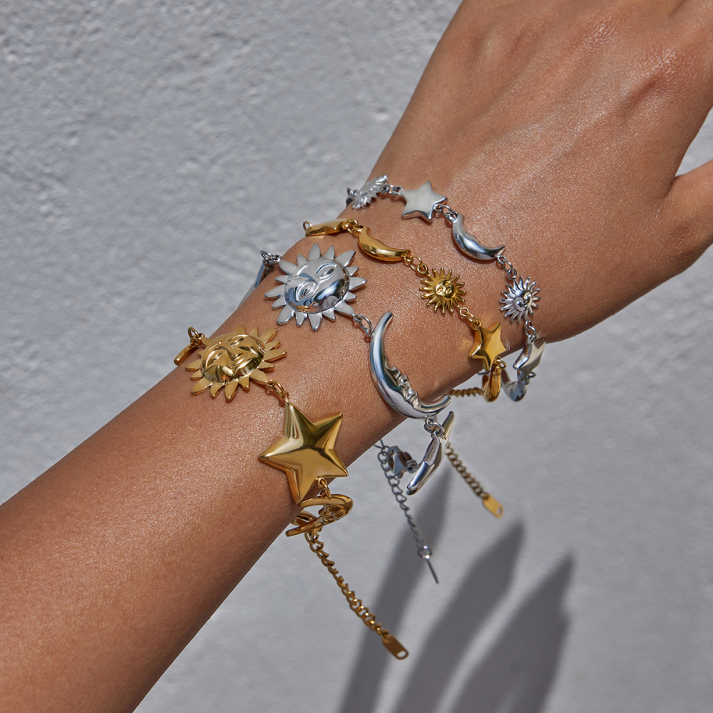 304 Stainless Steel Sun Star Moon PVD Coated Real Gold Plated Novelty Ethnic Style Waterproof Non Tarnish Surgical Steel Cuban Link Chain Curb Chain Safety Clasp Closure Bracelets
