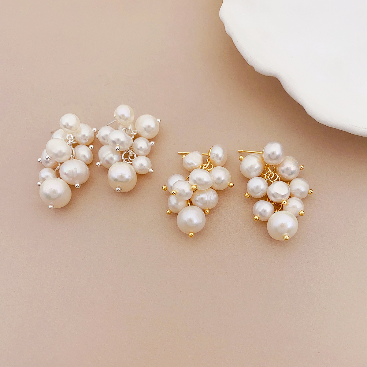 New Style Fresh Summer Colorful Grape Freshwater Pearl Earrings Women Sweet Elegant Versatile Pearl Studs Geometric Pattern