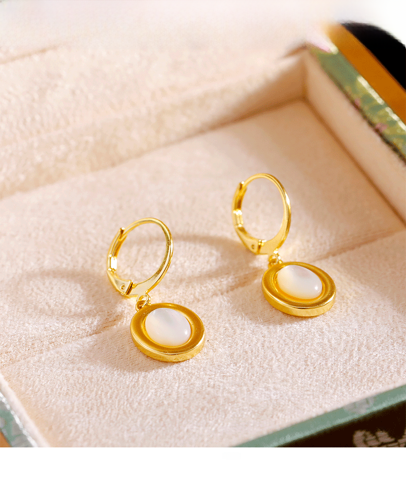 French Vintage Shell Earrings Women Summer High-End Lightweight Luxury Trendy Fashionable Jewelry Accessories