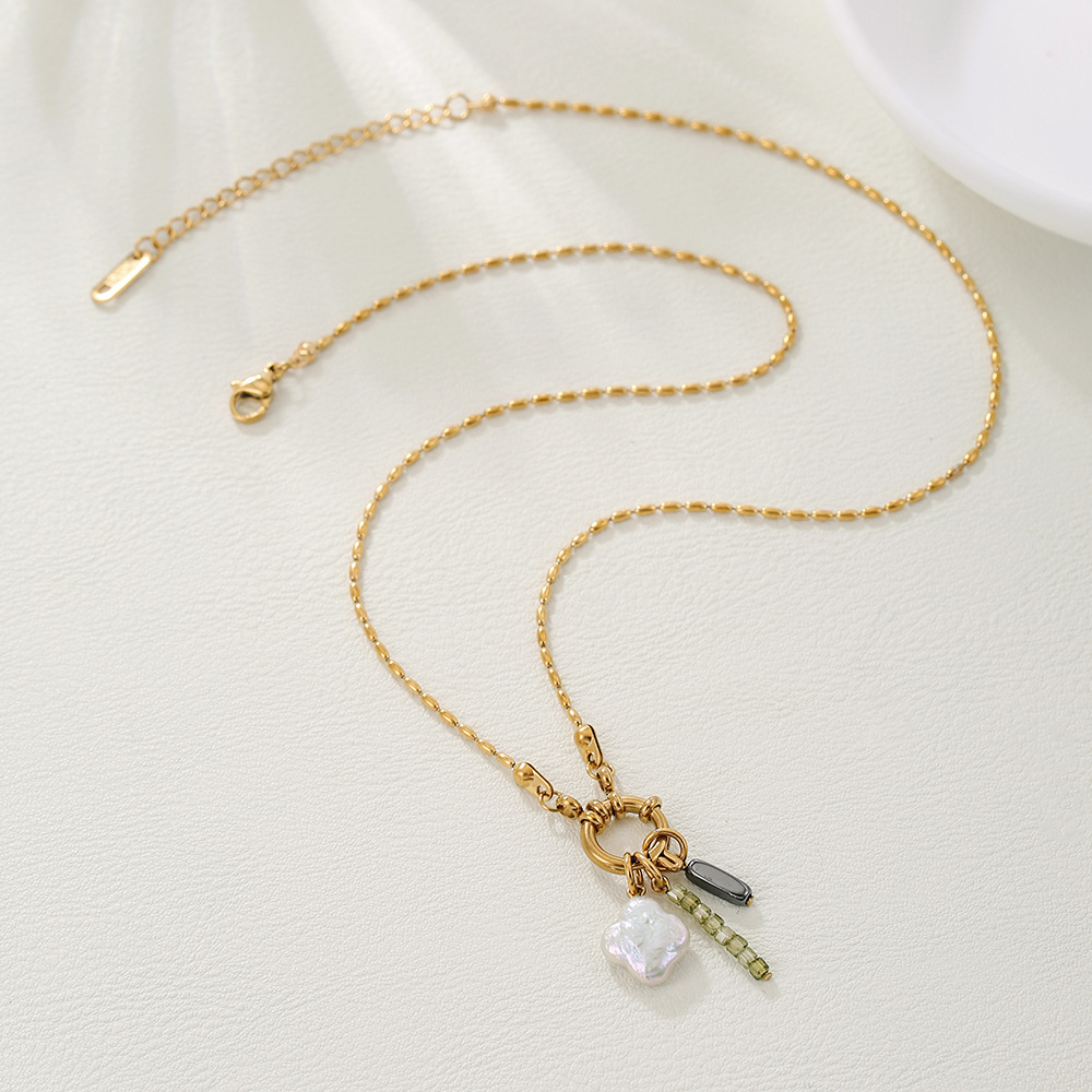 Titanium Steel Crystal Four-leaf Clover Black Gallstone Pendant Necklace Non-Fading Jewelry Accessories