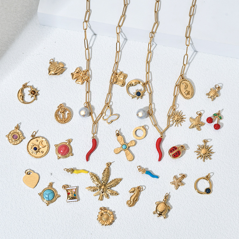 Fashionable Creative DIY Stainless Steel Women's Necklace High-End European Design Pendant Lockbone Chain Jewelry Accessory