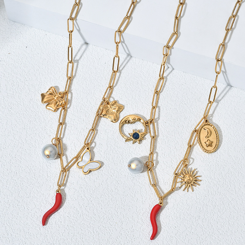 Fashionable Creative DIY Stainless Steel Women's Necklace High-End European Design Pendant Lockbone Chain Jewelry Accessory