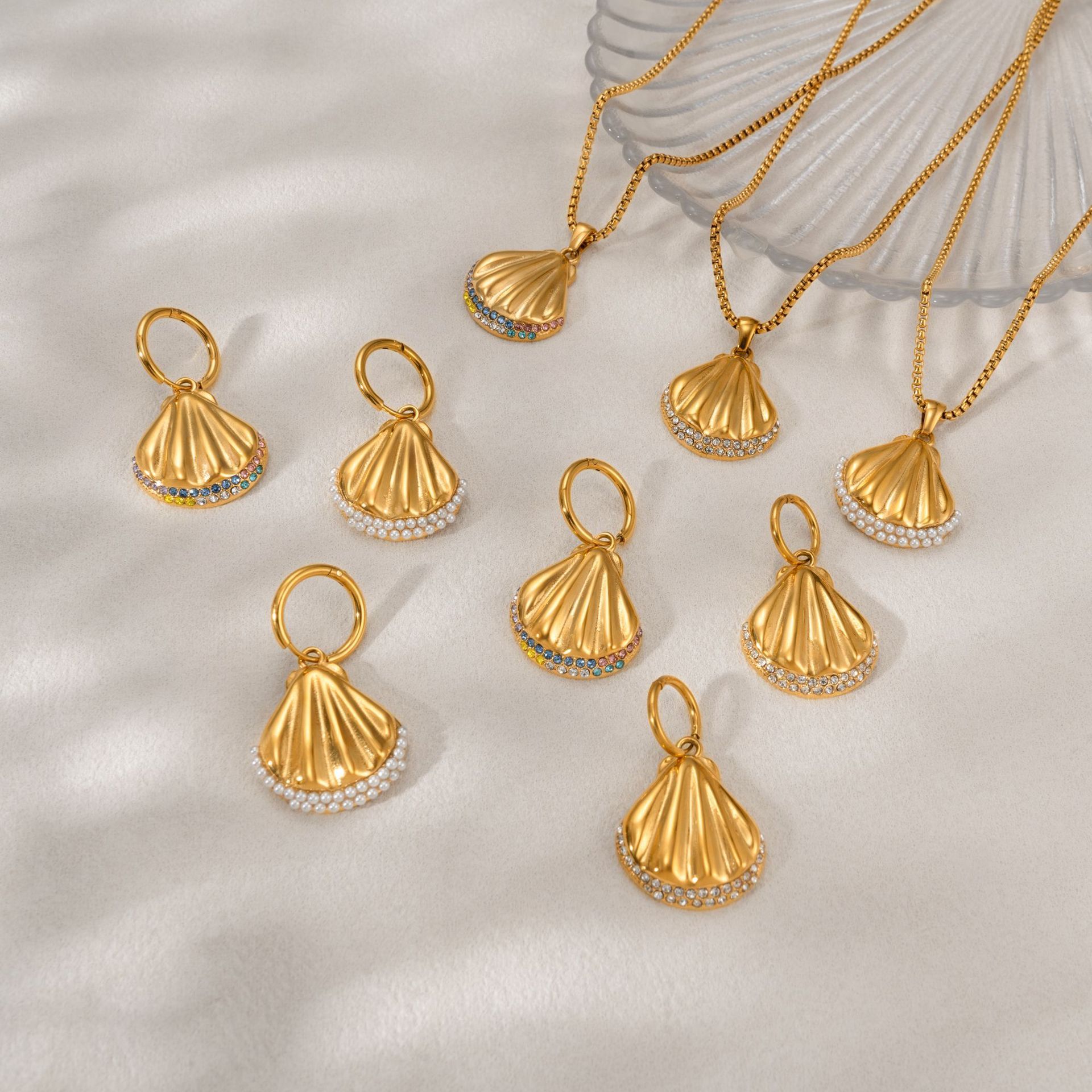 18K Gold Plated Titanium Steel Summer Ocean Style Pearl Earrings Necklace Set Women Casual Shell Craft Jewelry Accessories