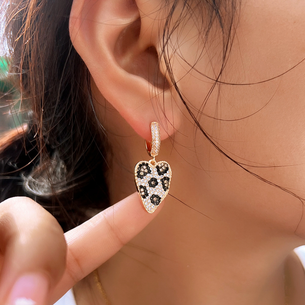 1 Pair Copper Style Earrings Fashion Champagne Russia Gold Plated Cubic Zircon Leopard Irregular Heart Earrings For Women Dating Or Daily Wear