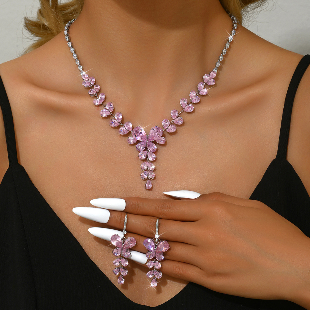 New Ultra-Shiny Zircon Butterfly Tassel Earrings Necklace Set Elegant Fashion Clavicle Chain High-End Wedding Dress Accessories