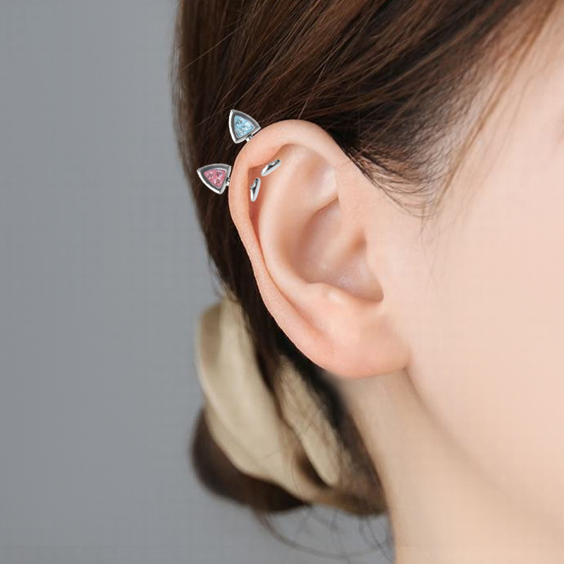 Fashion Czech Diamond Cat Ear Studs Sharp Demon 0.9 Teeth Titanium Alloy Ear Bone Studs High-end Women's Jewelry Accessories
