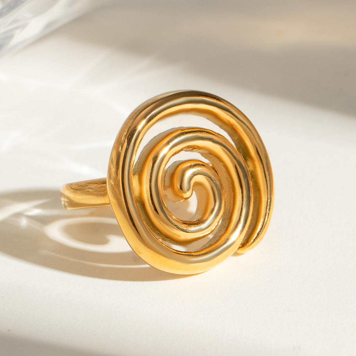 304 Stainless Steel Spiral Stripe PVD Coated 18K Real Gold Plated Simple Style Classic Style Gold Anxiety Ring