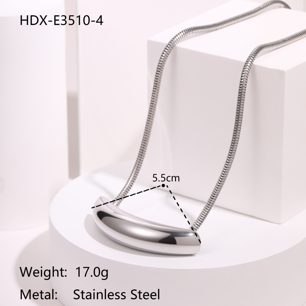 Fashionable Exaggerated Star Geometric Pendant Stainless Steel Necklace Plated 18K Real Gold Round Snake Chain Luxury Jewelry