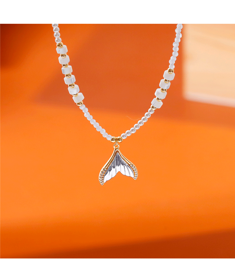 Summer Luxury Abalone Shell Necklace French Fish Tail Pendant Adjustable High-End Elegant Beads Necklace Women Fashion Accessories