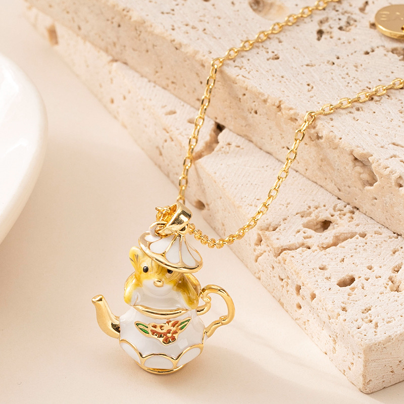 Fashion Cartoon Teapot Copper Pendant Necklace For Women Lightweight Luxurious Enamel Chain Fine Collarbone Chain Jewelry Accessories