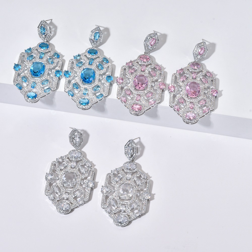 1 Pair Elegant Classical Exaggerated Geometric Polishing Inlay Copper Zircon Copper Earrings