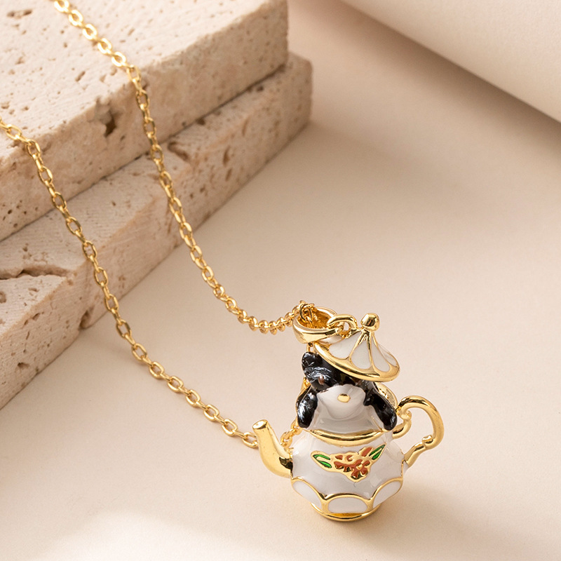 Fashion Cartoon Teapot Copper Pendant Necklace For Women Lightweight Luxurious Enamel Chain Fine Collarbone Chain Jewelry Accessories