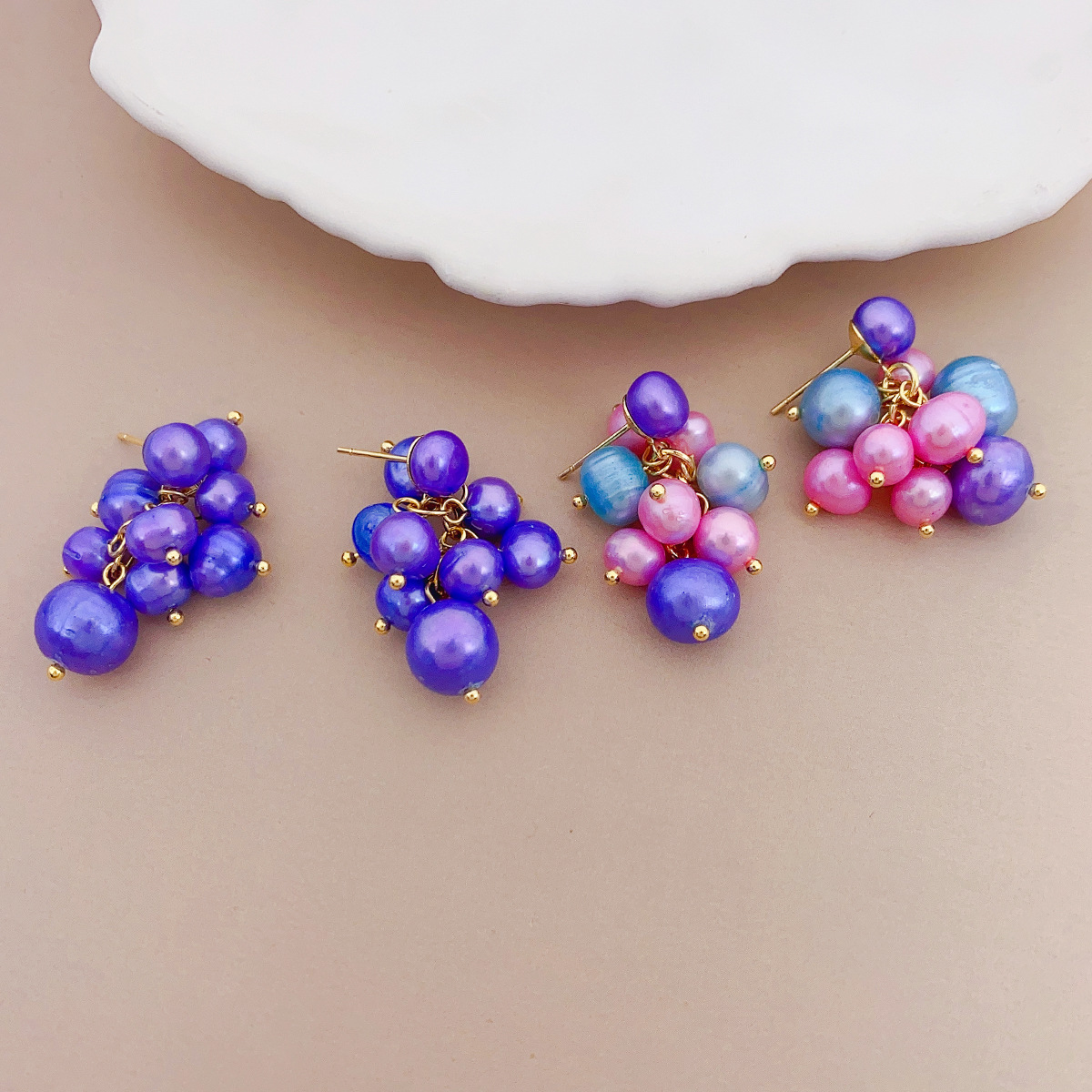 New Style Fresh Summer Colorful Grape Freshwater Pearl Earrings Women Sweet Elegant Versatile Pearl Studs Geometric Pattern