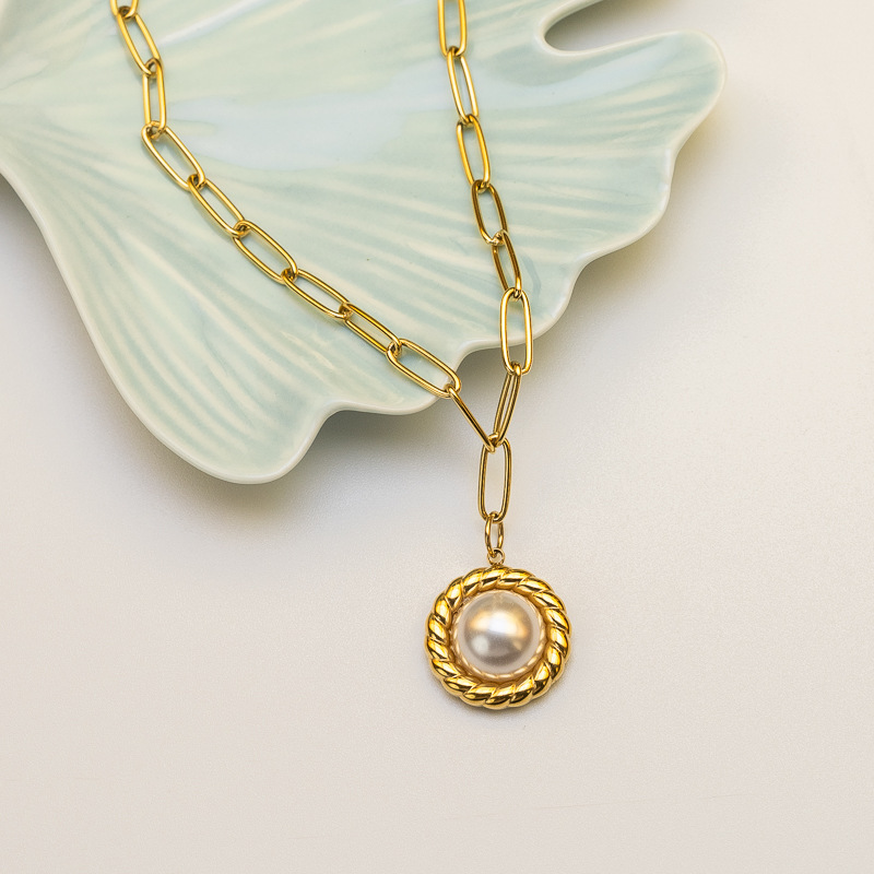 Vintage Natural Stone Beads Pearl Geometric Pattern 304 Stainless Steel Titanium Steel Pendant Necklace Women's High-End Luxury Layered Jewelry Accessories