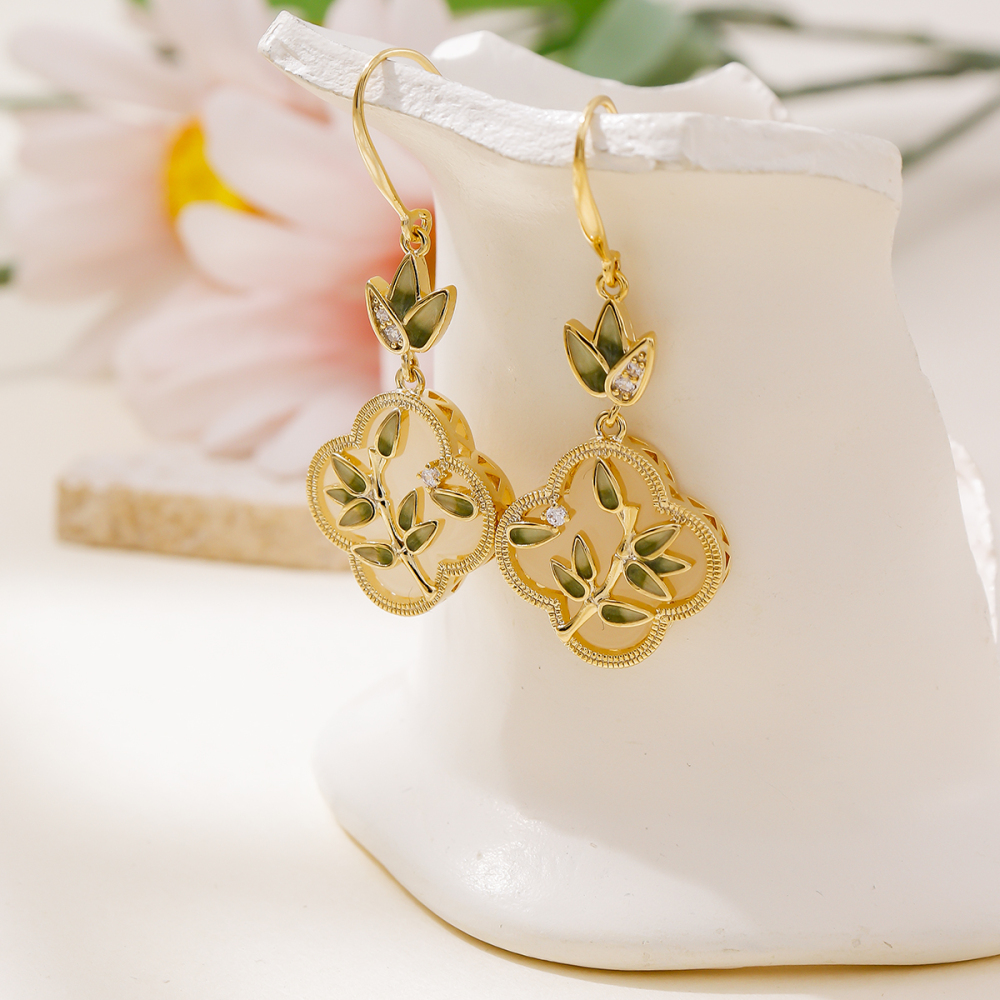 Vintage Style Enamel Geometric Pattern Earrings Niche Retro Design Light Luxury High-end Feel Ear Hooks Elegant Versatile Ear Accessories