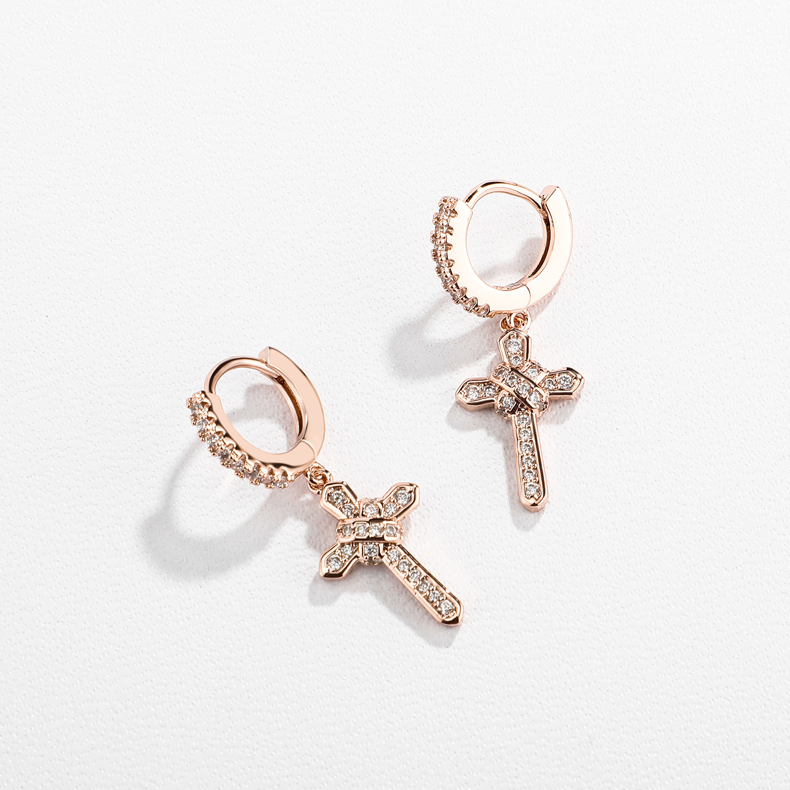 Super Shiny Full Zircon Cross Earrings Unisex Retro Hip Hop Design Fashionable Jewelry Men's Women's Ear Jewelry Accessories