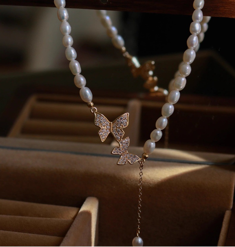 High-Quality Freshwater Pearl Choker Necklace With Natural Strong Light Double Butterfly Tassel Pendant Fashionable Women's Jewelry