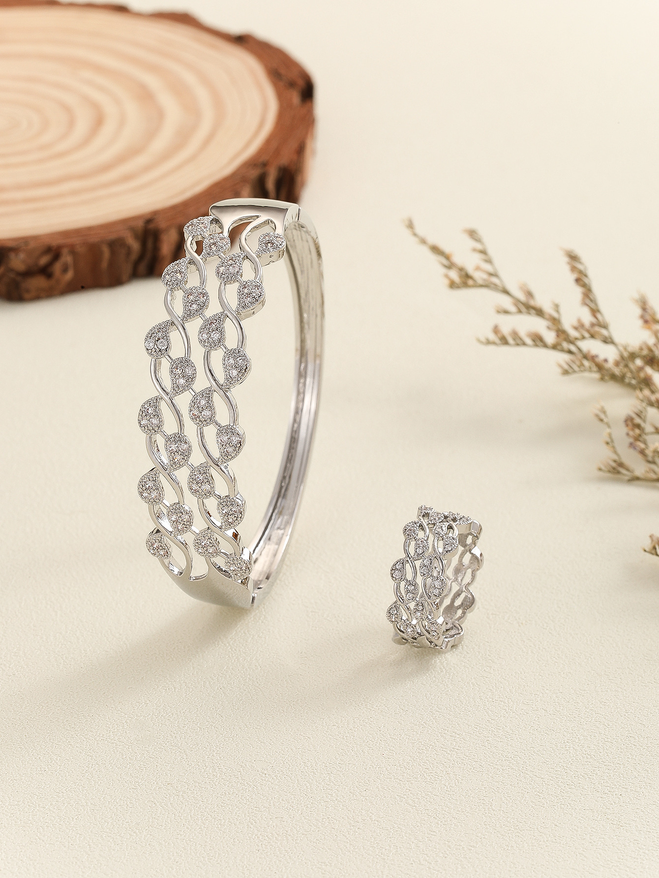 Exclusive New Dongdaemun Women's Middle Eastern Style Micro-Inlaid Hollow Pattern Series Bracelet And Ring Set