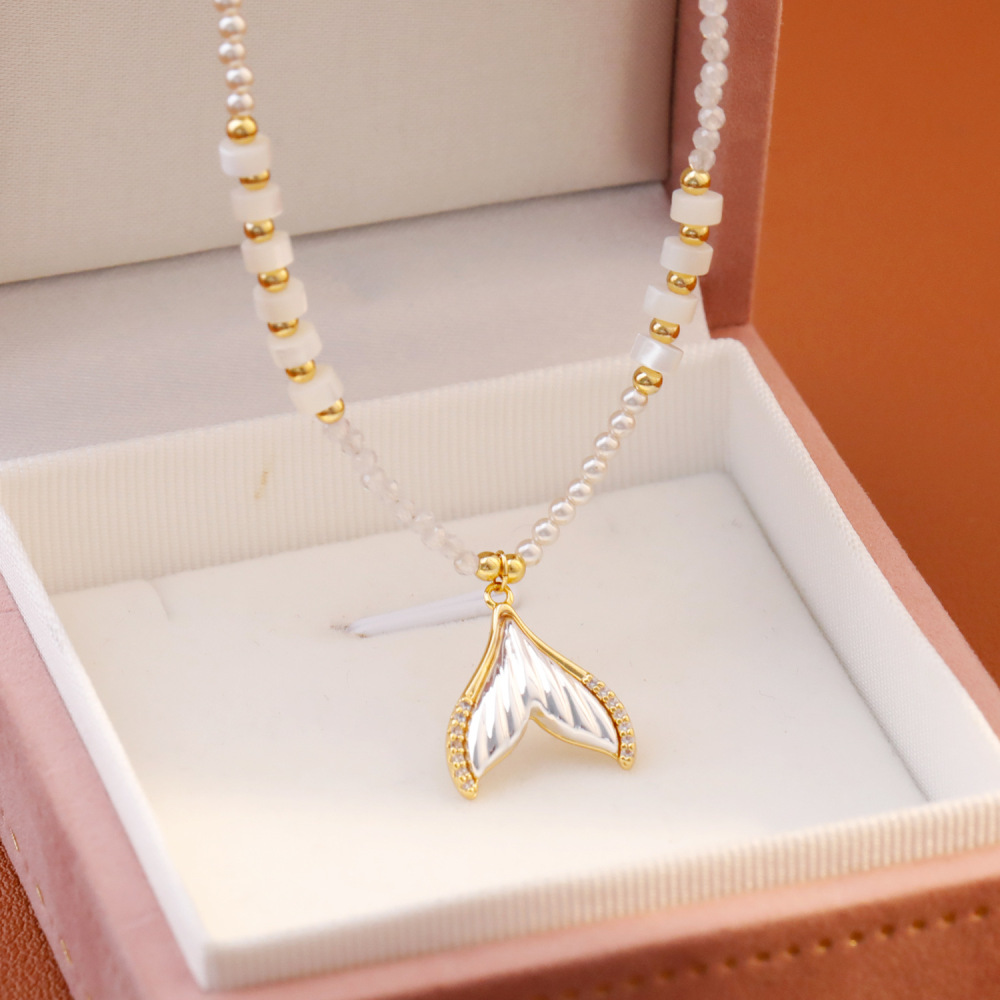 Summer Luxury Abalone Shell Necklace French Fish Tail Pendant Adjustable High-End Elegant Beads Necklace Women Fashion Accessories