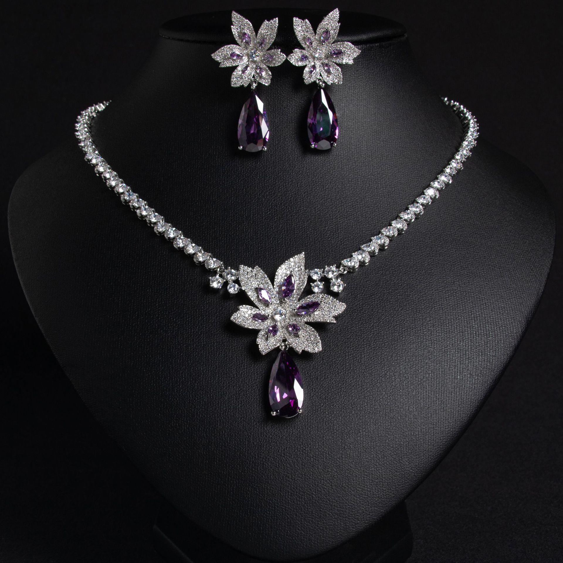 Elegant Flower Waterdrop Pendant Earrings Necklace Set Zircon Women's Jewelry Two-Piece Set Luxury Style Copper Material