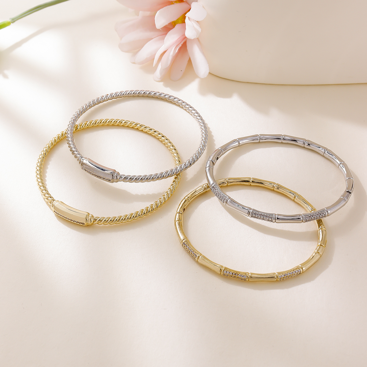 Sweet Gold Inlaid Diamond  INS Fashion Versatile Bracelet INS Style Elegant High-end Jewelry INS Style
