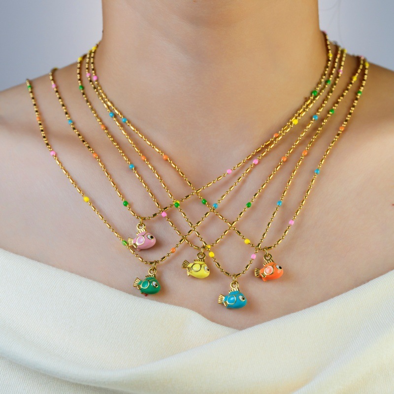 304 Stainless Steel Fish Pendant Necklace Cute Fat Fish Design Elegant Fashion Accessories Ladies European American Style Jewelry