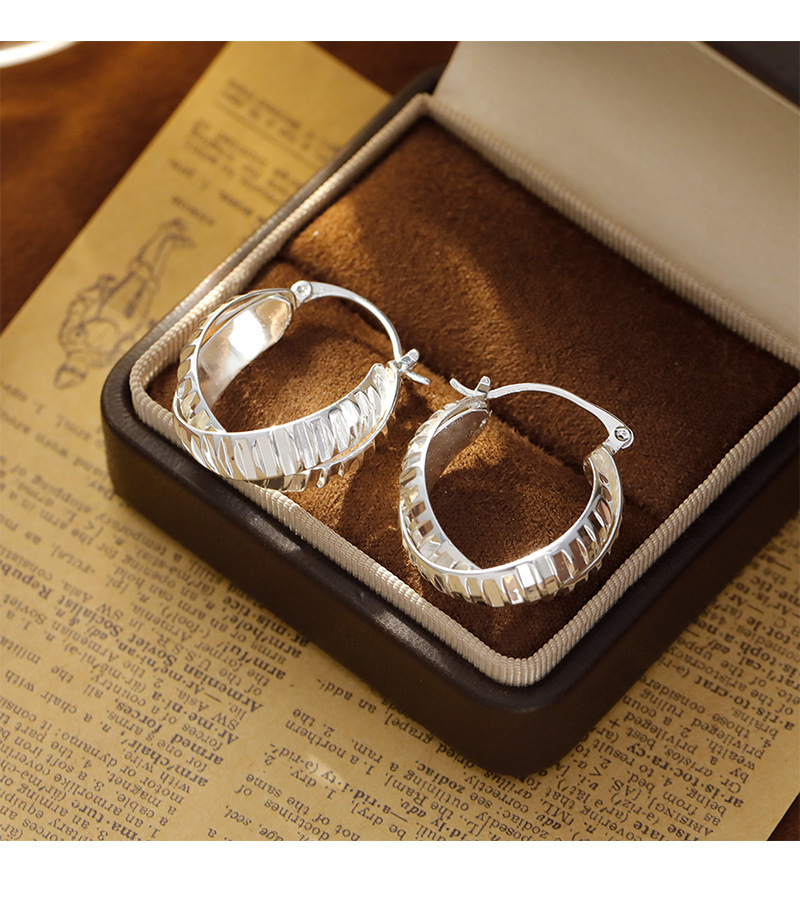 Trendy Unique Metal Hoop Earrings  Style Personality Fashion Geometric Pattern Women's Jewelry Accessories