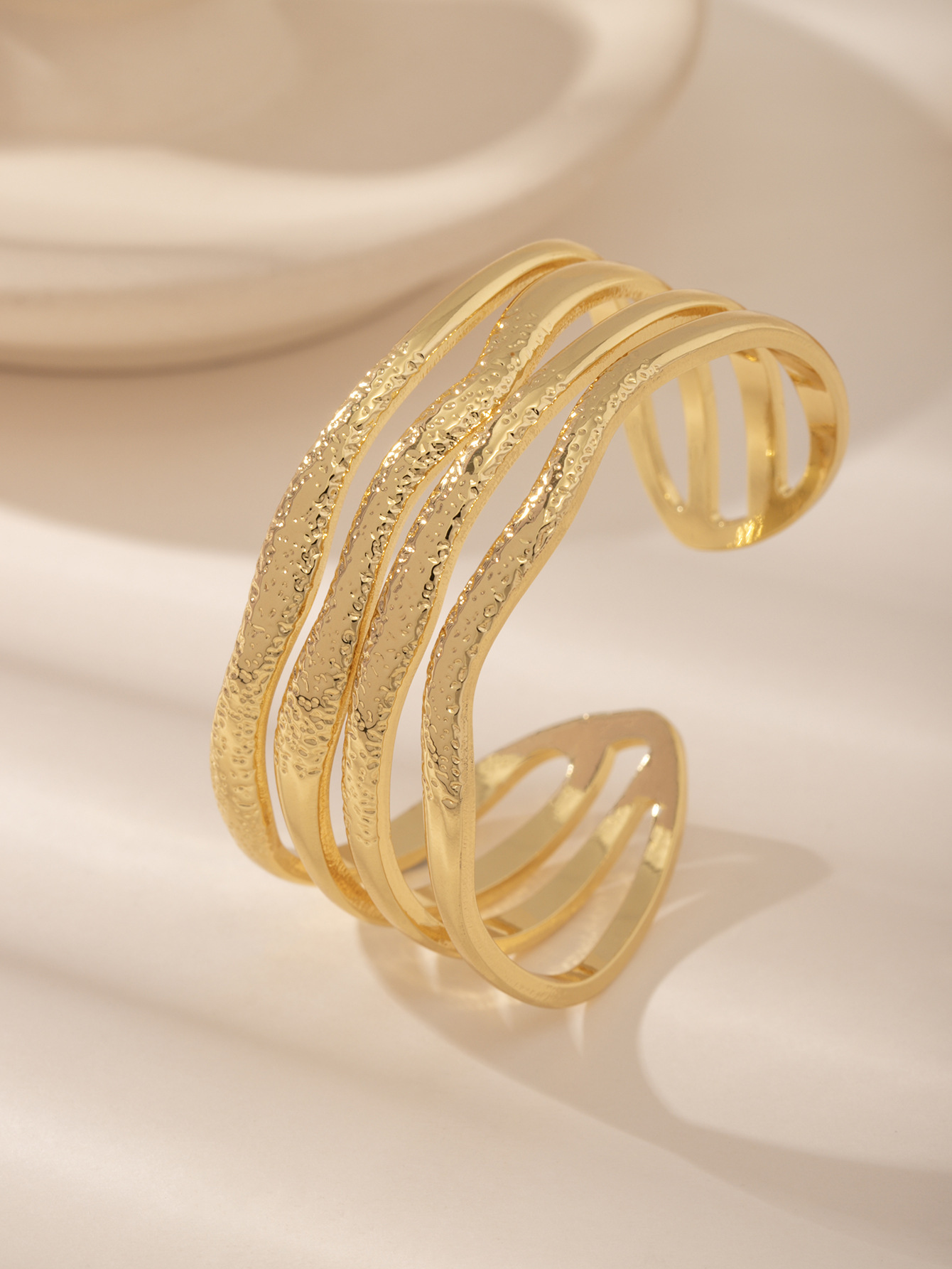 Stainless Steel Open Bracelet 18K Gold Plated Minimalist Geometry Classic Retro Design Luxury Wide Edge Fashion Jewelry