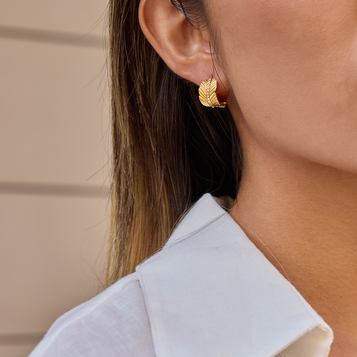 Women - Classic Style / 18K Gold 304 Stainless Steel + Rhinestones + Geometric Pattern / Leaf Earrings With White Diamonds