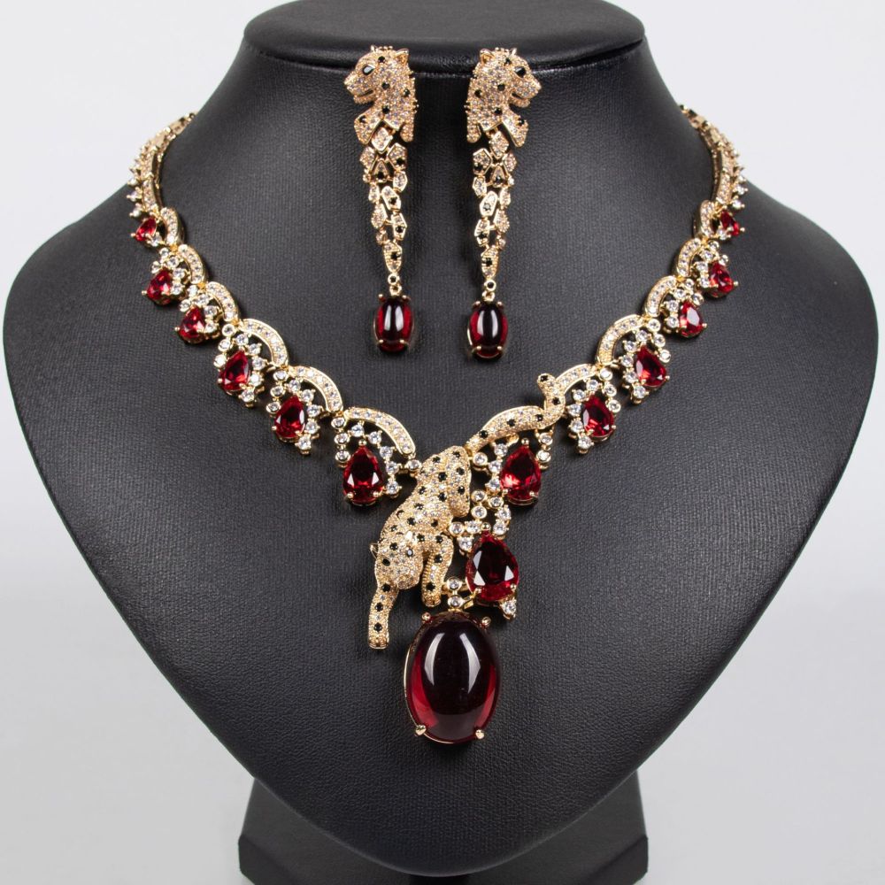 Exaggerated Leopard Zircon Jewelry Necklace Set Fashionable Personality Match All Dresses Evening Party Accessory Copper Material