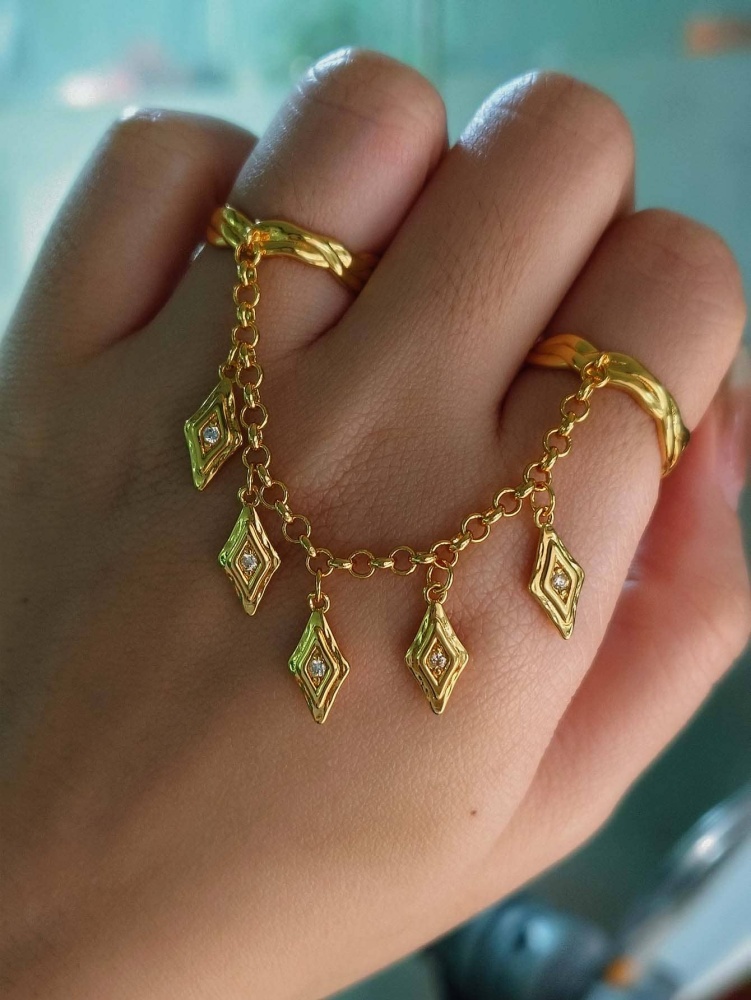 1 Piece Exquisite Design Fashion Unique Chain Rhombus Pendant Matching Personality Outfit Special Occasion Dress Women's Ring Jewelry