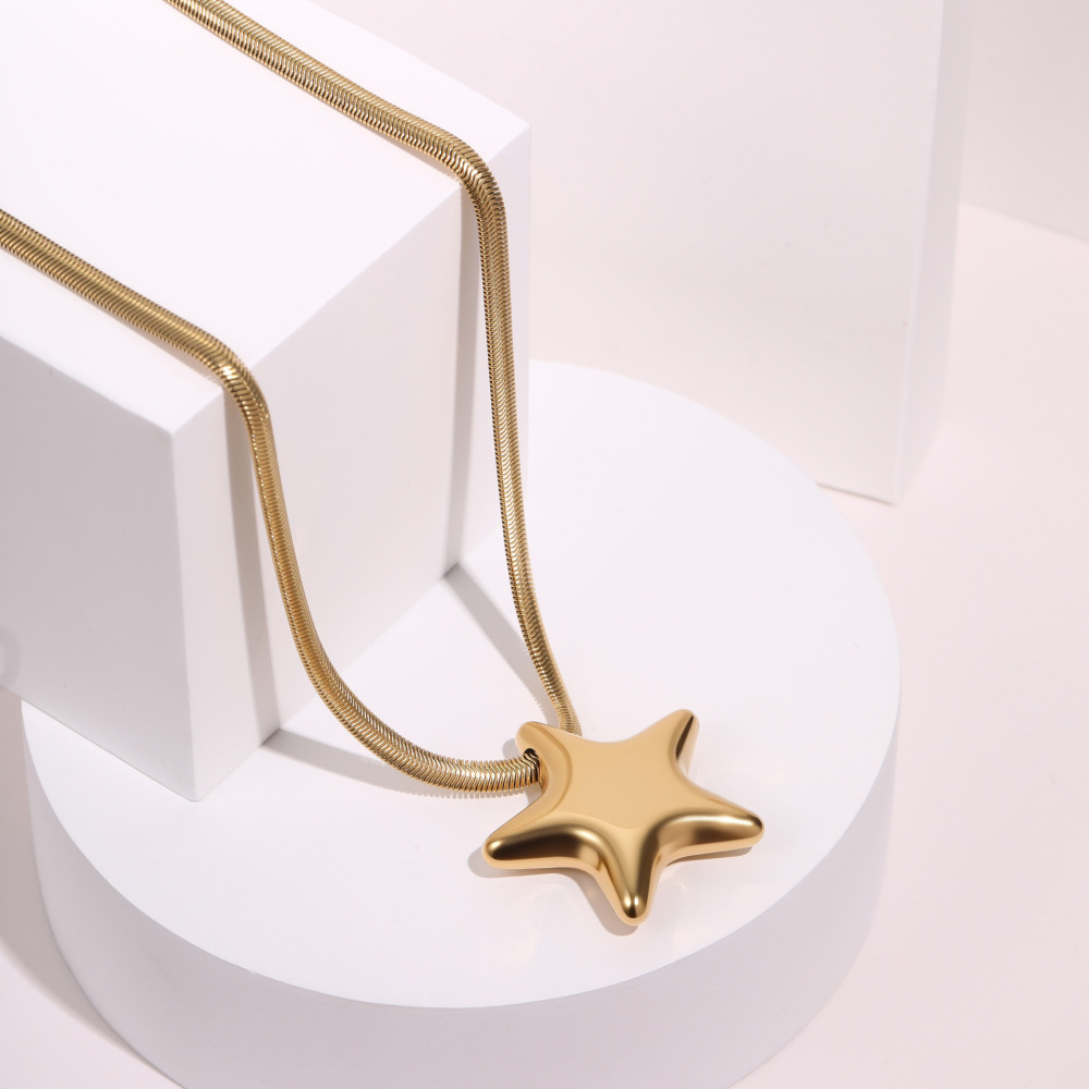 Fashionable Exaggerated Star Geometric Pendant Stainless Steel Necklace Plated 18K Real Gold Round Snake Chain Luxury Jewelry