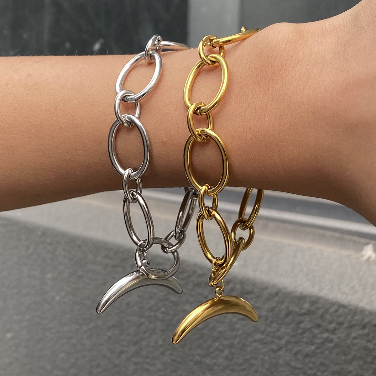 304 Stainless Steel Geometric PVD Coated 18K Real Gold Plated Real Gold Plated Basic Modern Style Classic Style Waterproof Non Tarnish Bracelets