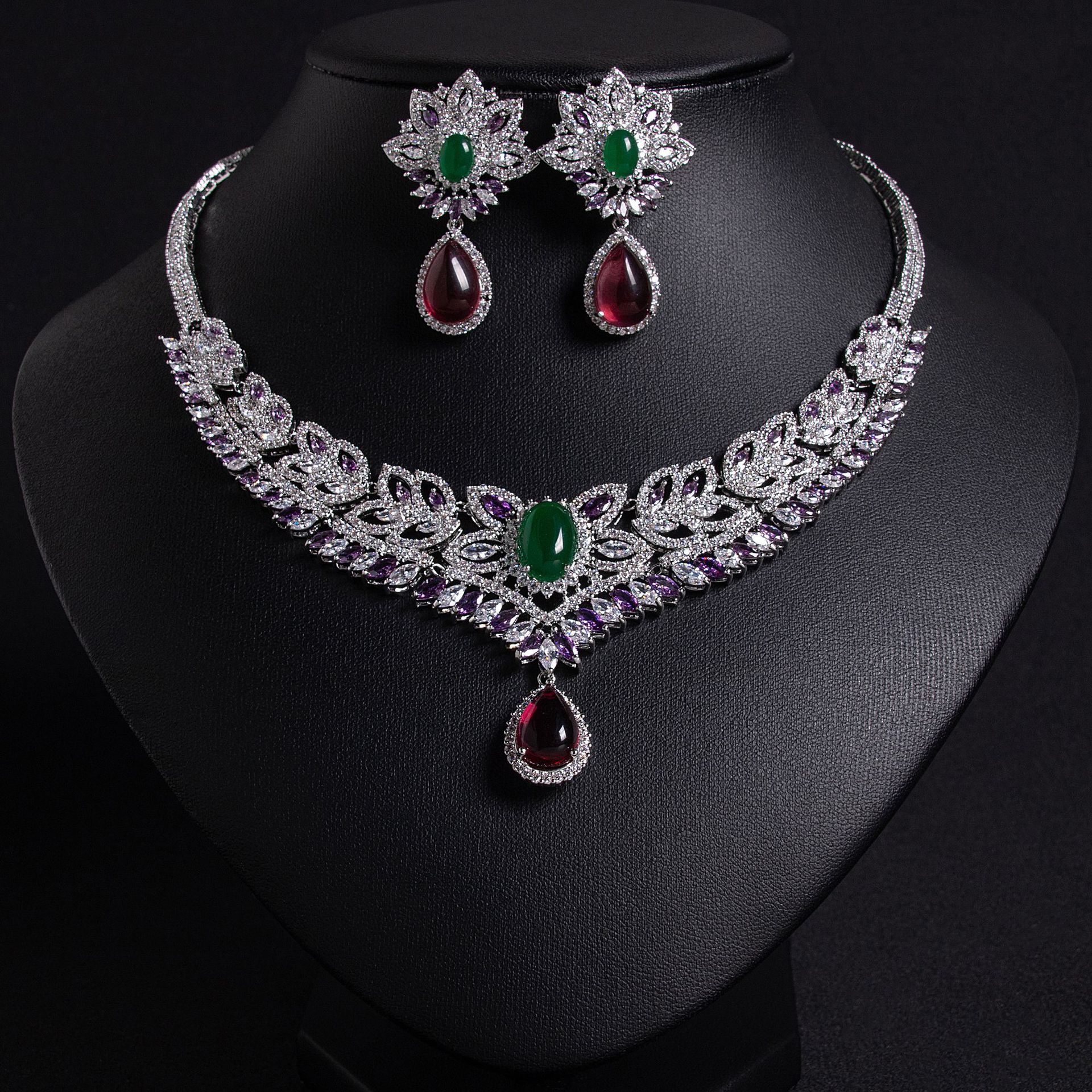 Exaggerated Necklace Set Fashion Jewelry Luxury Zirconium Stone Banquet Dress Accessories Direct Supply Floral Pattern Women