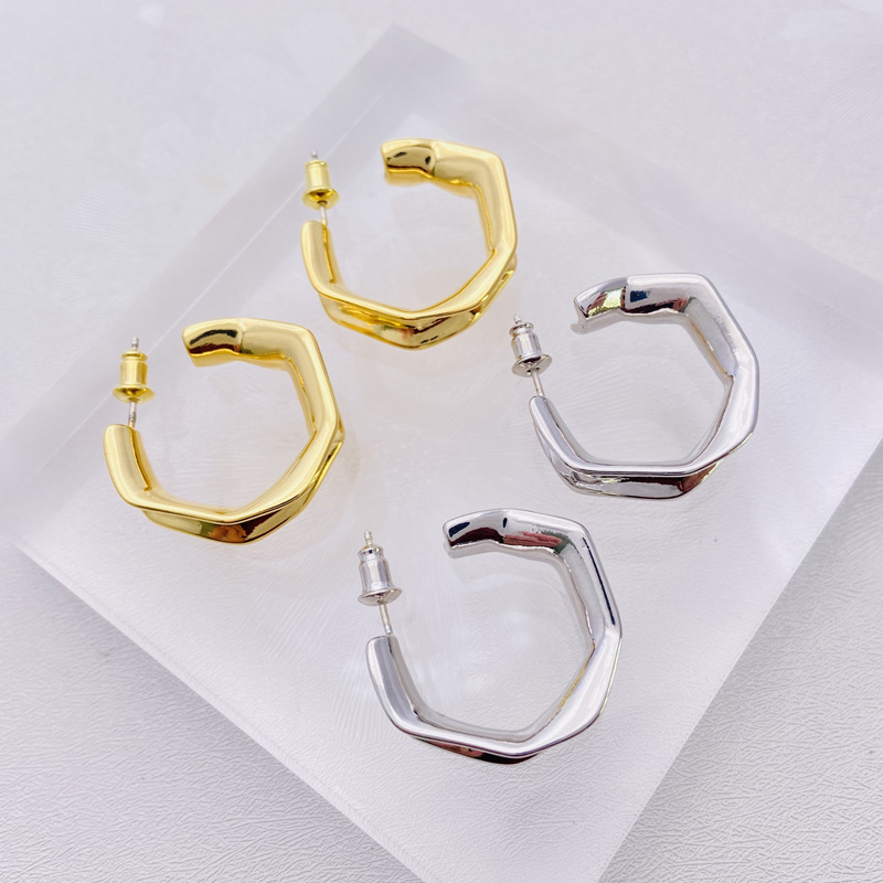 Folded Hoop Earrings Women's French  Cold Wind East Gate Earrings  Brass Plated 18K Earrings Wholesale