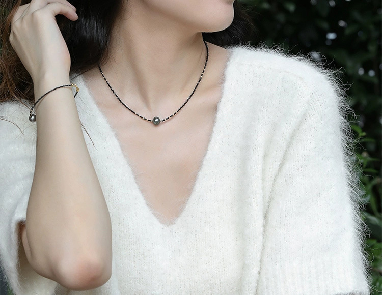 New Black Sharp Crystal Pearl Pendant Necklace Luxury Minimalist Lockbone Chain U-Shape Geometric Design Handmade Jewelry For Women