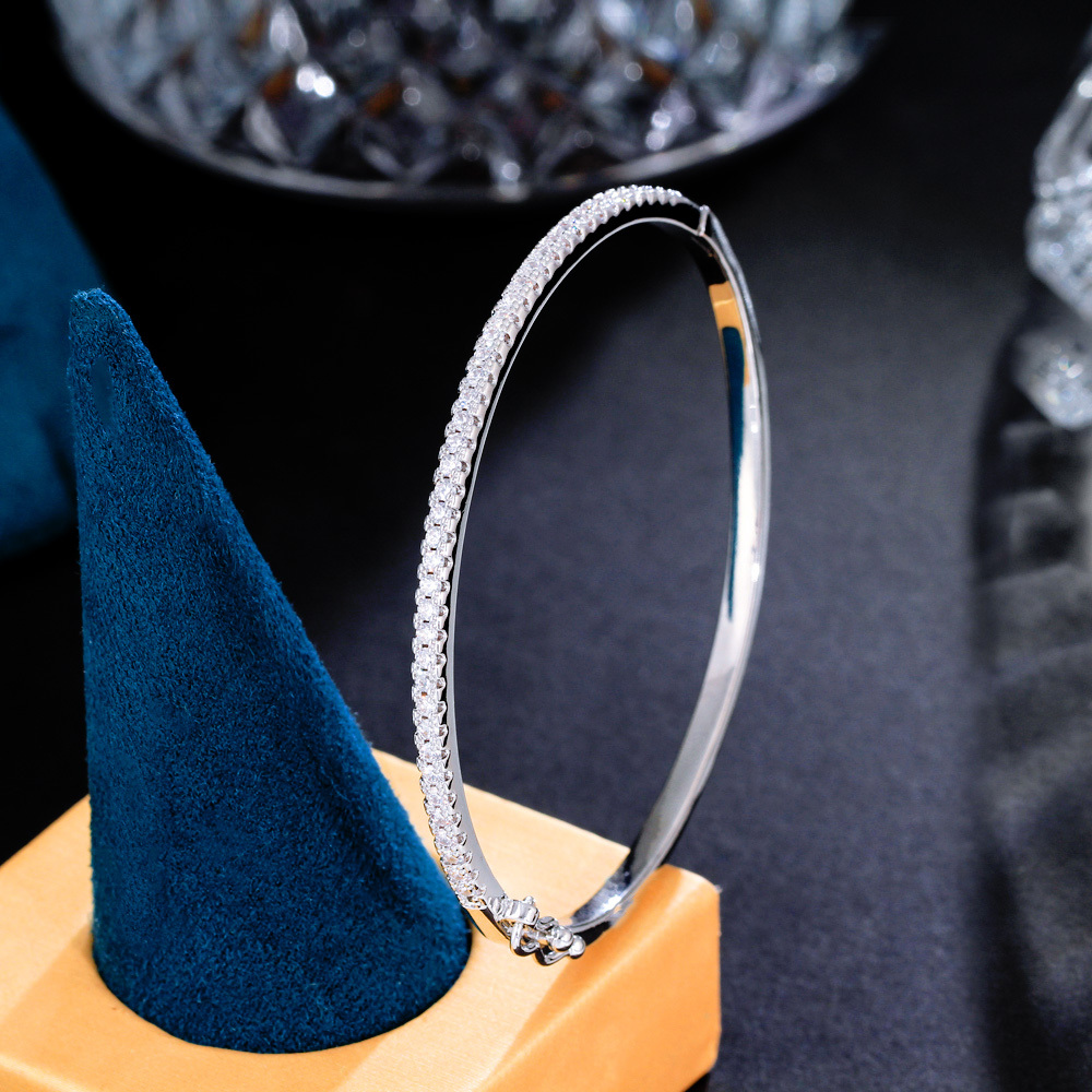 1 Copper Bracelet Fashion 18K Gold Plated Women's Round Open Cuff Micro Pave Square Crystal Zircon Laminated Thin Bracelet And Bracelet Ladies' Birthday Present Suitable For Women's Daily Or Date Wear