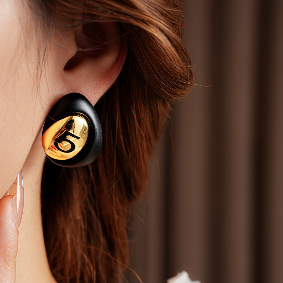 Gold Plated Digital Drop Earrings Vintage Versatile Fashionable Women's Stud Earrings Letter/Text Pattern Waterdrop Design
