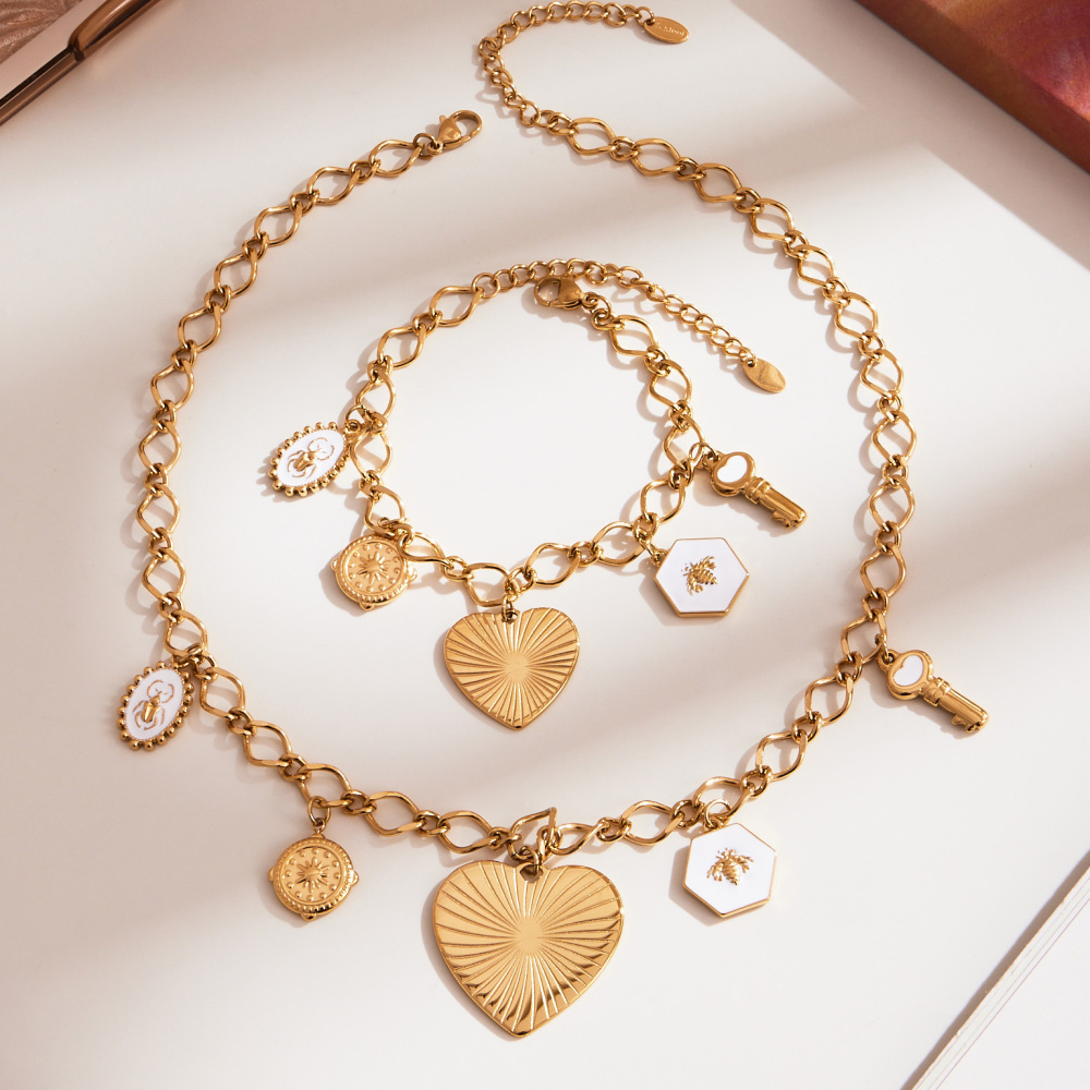 Stainless Steel Heart DIY Multi-Accessories Pendant Necklace Bracelet Heavy Work Personality Exaggeration Jewelry Set