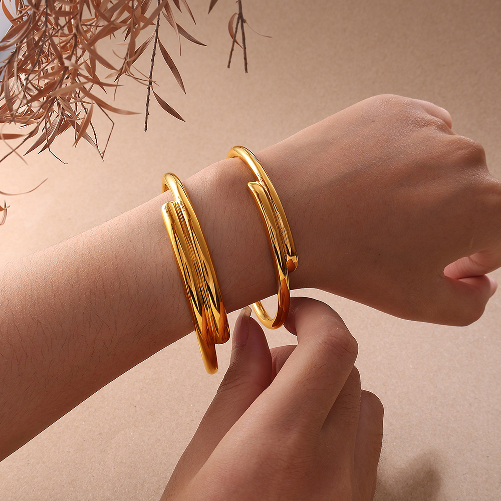 Fashionable Spliced Open Hand Bracelet Stainless Steel Plated 18K Gold Versatile High-End Design Small Niche Design Jewelry