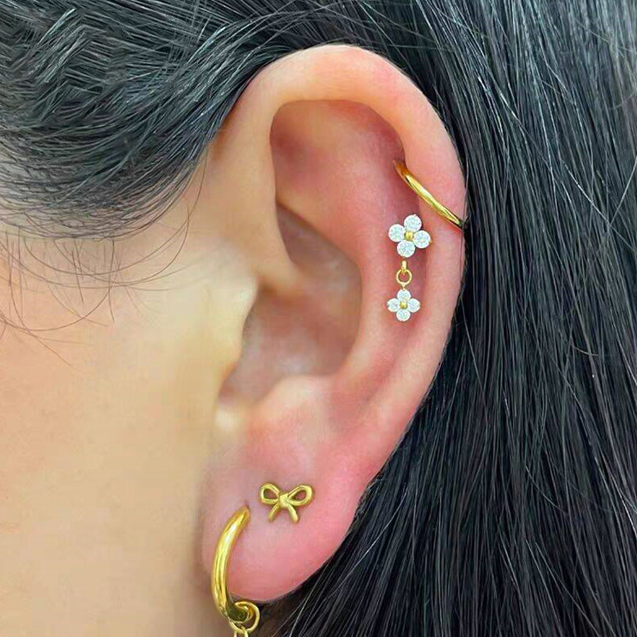 Titanium Earrings With Floral Pendant Internal Thread 0.9mm Soft Cartilage Needle Body Piercing Jewelry Accessories